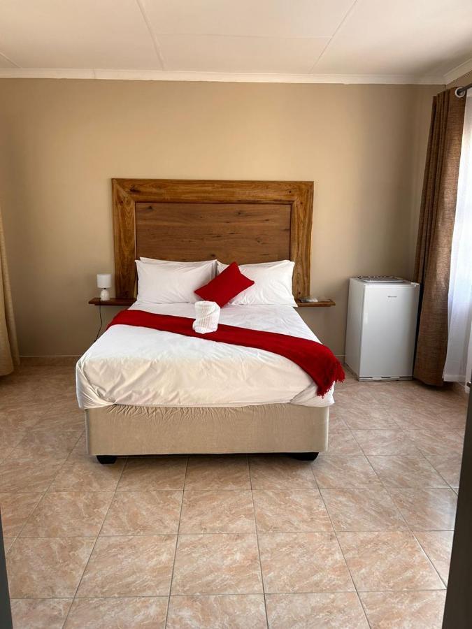 The Botanical Gardens Hotel Rundu Kültér fotó